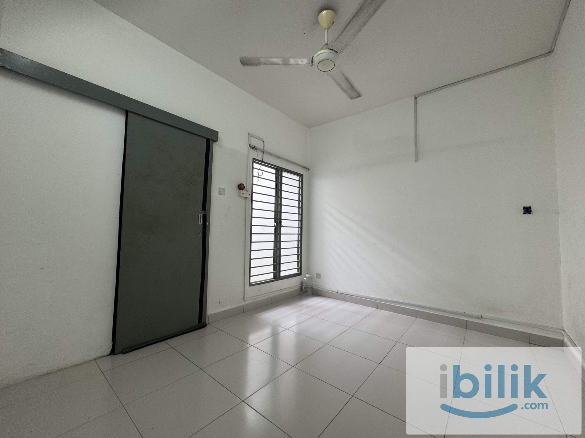 Cahaya SPK - Room For Rent - Corner Landed - Male Unit - Image 1