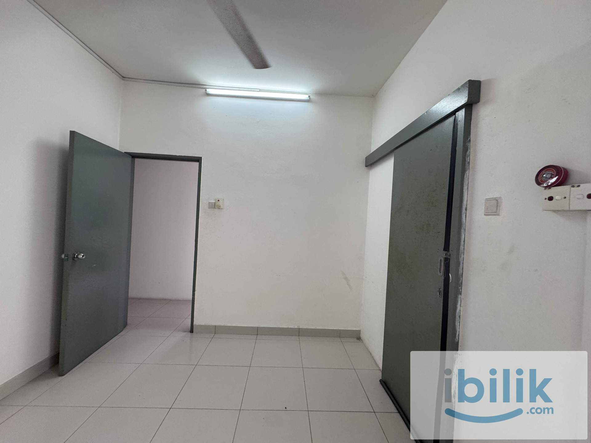 Cahaya SPK - Room For Rent - Corner Landed - Male Unit - Image 3