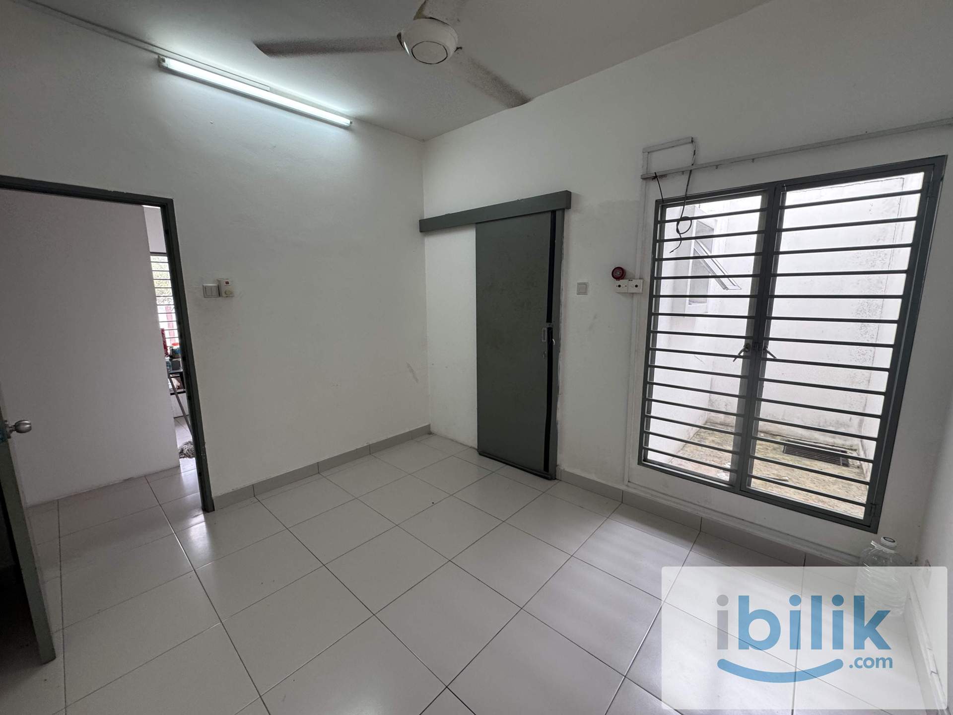 Cahaya SPK - Room For Rent - Corner Landed - Male Unit - Image 4