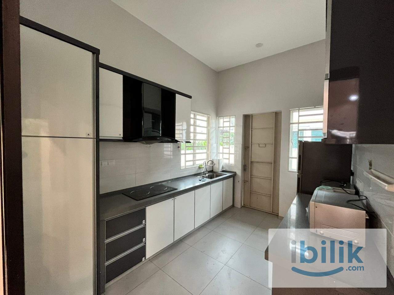 Master Bedroom with Private Toilet - Image 5
