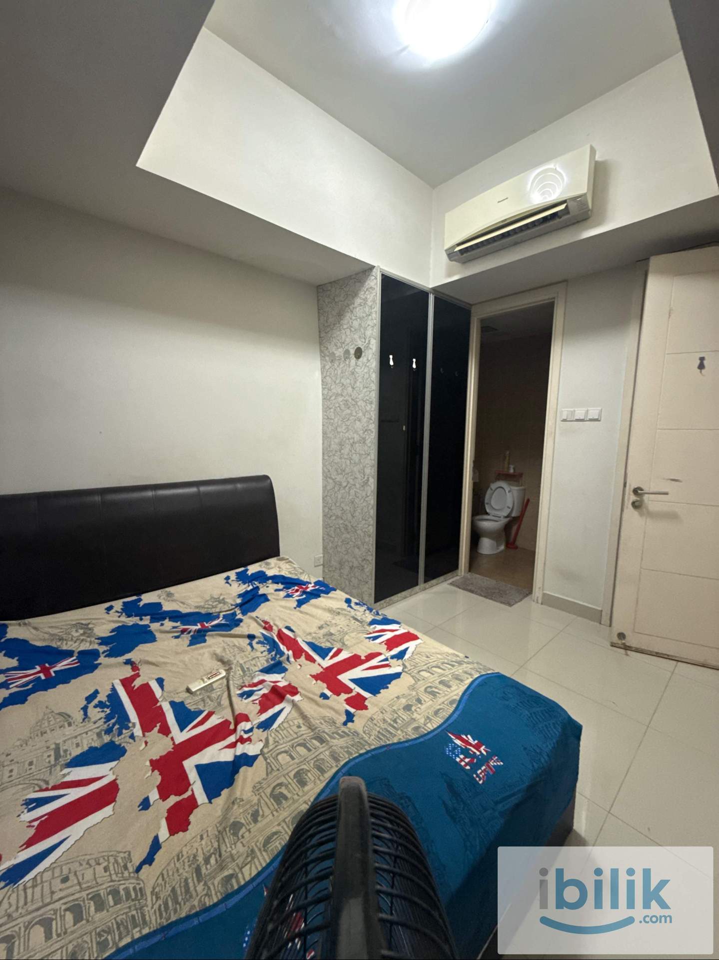 Junior Master Bedroom  - Image 4