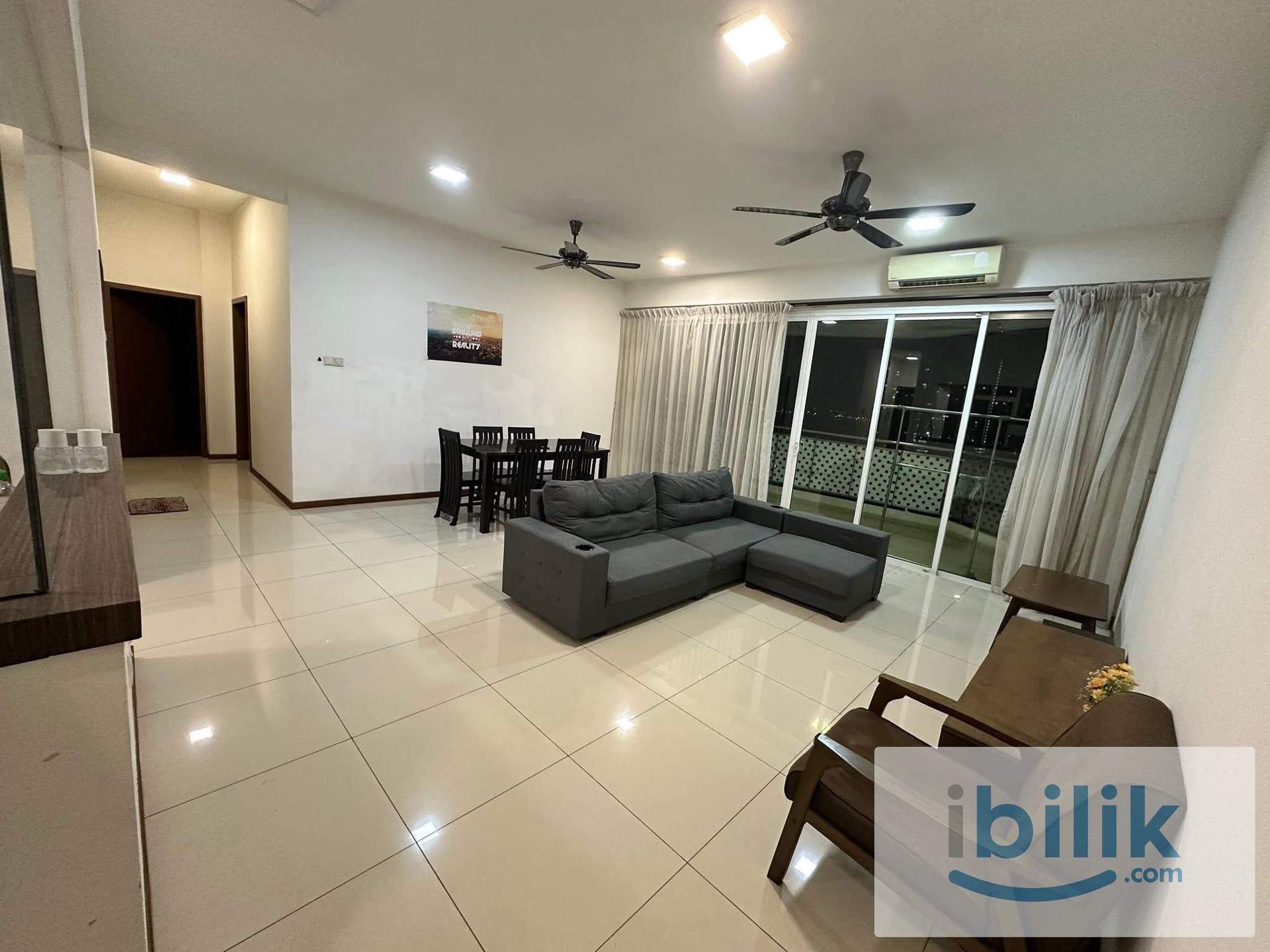 JB Town nearby CiQ Room For Rent - Image 3