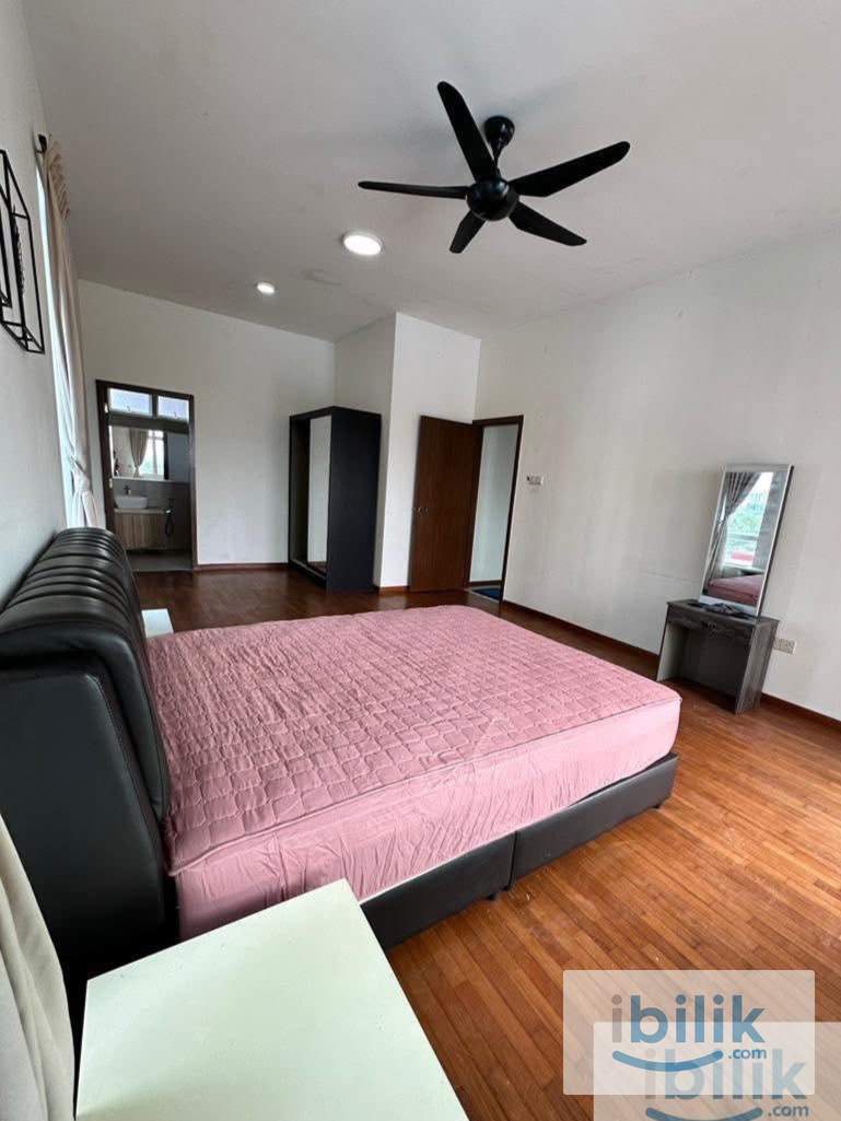 JB Town nearby CiQ Room For Rent - Image 7