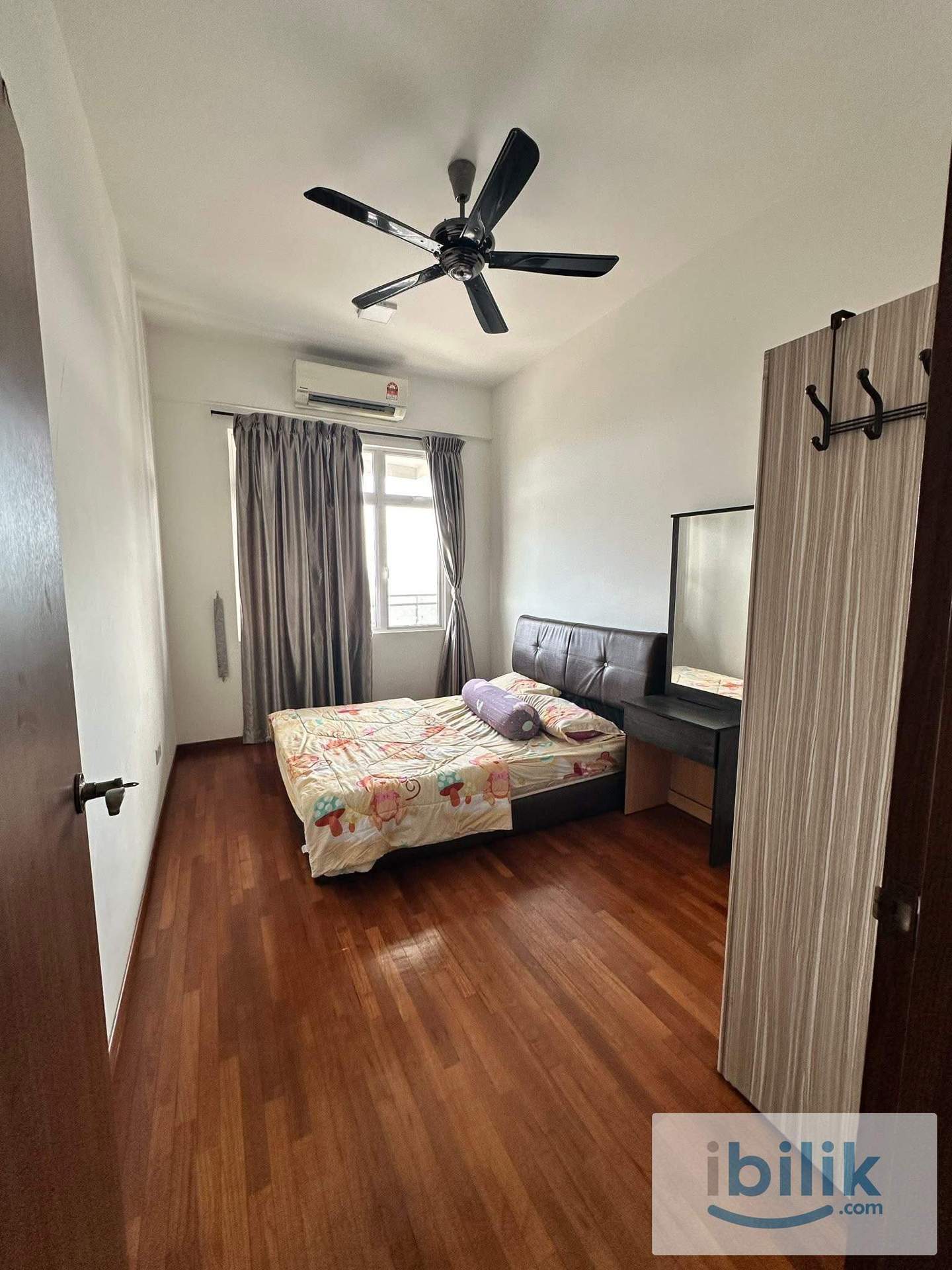 JB Town nearby CiQ Room For Rent - Image 8