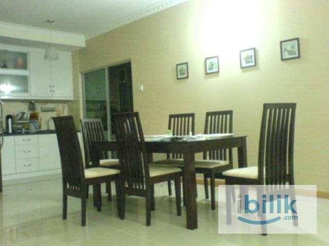Dynasty Garden Condominium Middle Room For Rent - Image 2