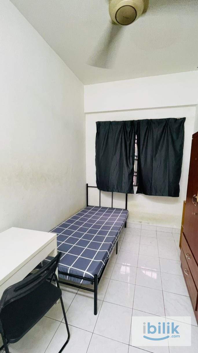 RM 450 (8-min walking distance to MRT) - Image 1