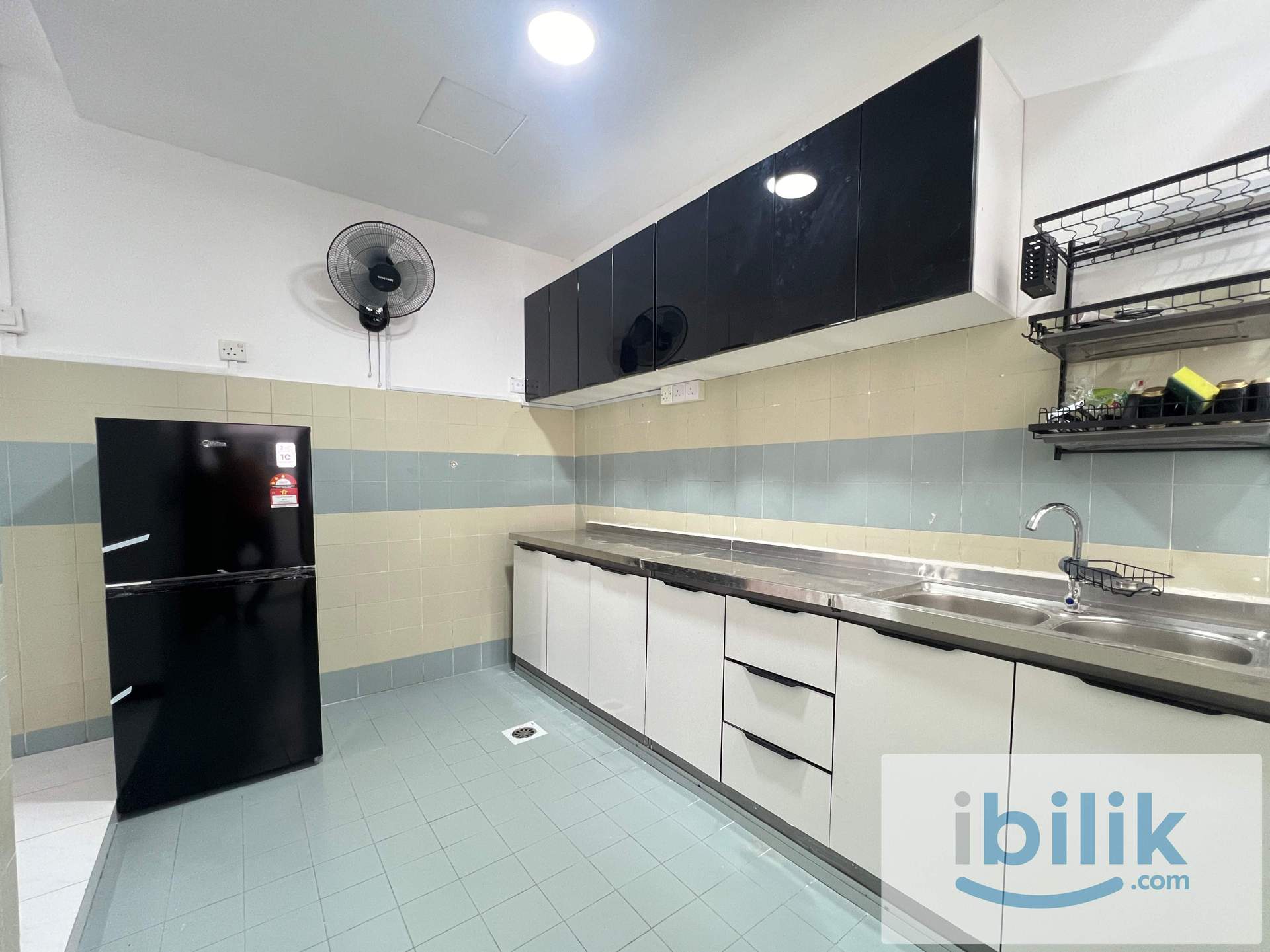Newly Renovated Fully Furnished Bedroom at Bukit OUG Condo, Bukit Jalil Awan Besar LRT Station - Image 1
