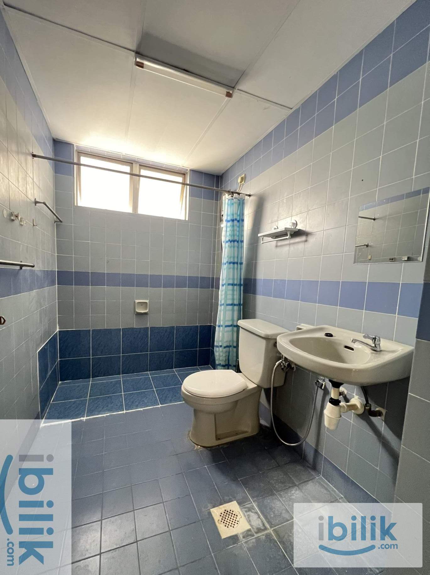 Newly Renovated Fully Furnished Bedroom at Bukit OUG Condo - Image 4
