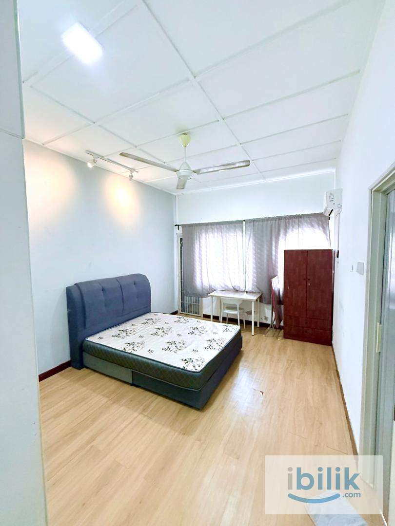 @Subang Jaya Queen Size Bedroom  - Image 2