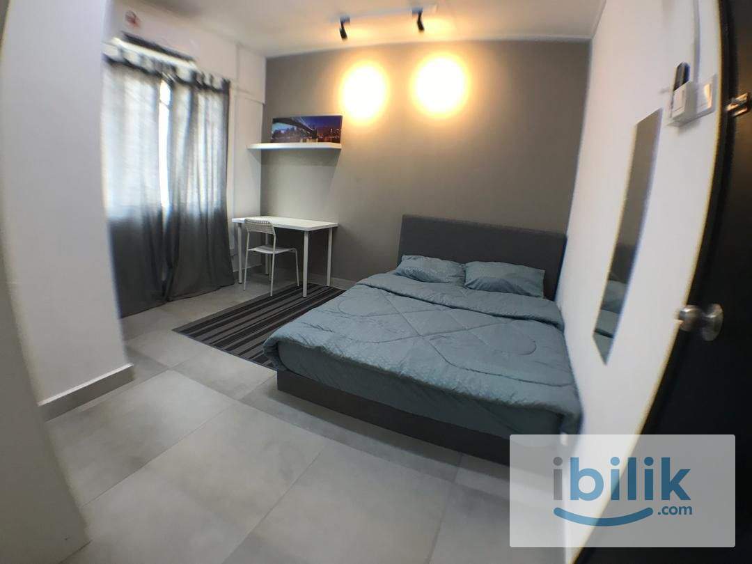 @Subang Jaya Attached Bathroom Medium Bedroom Near SUNWAY - Image 1
