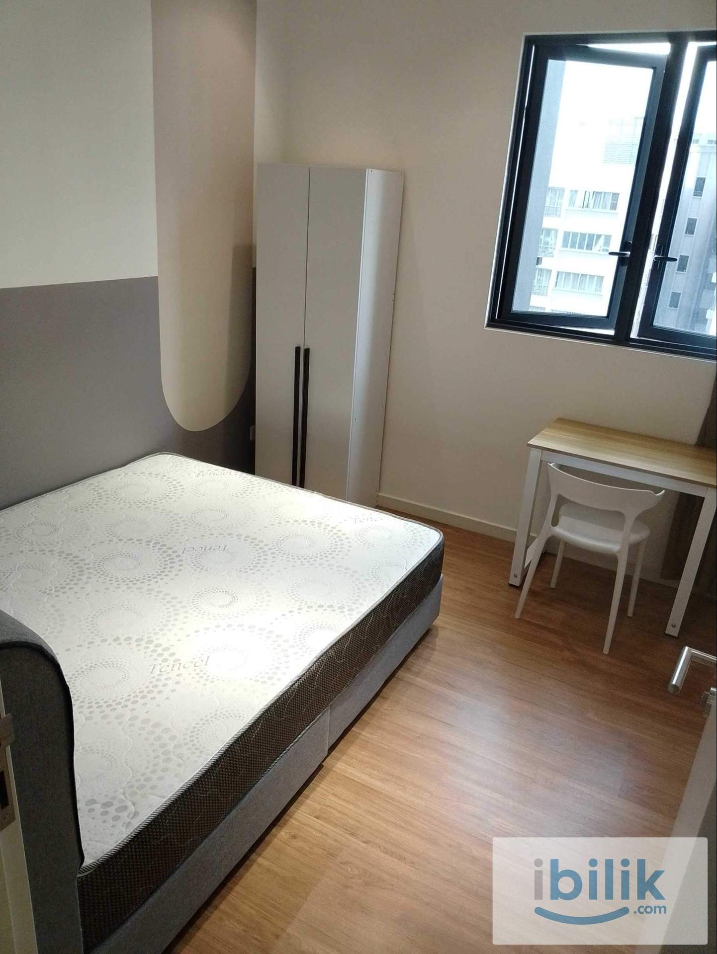 NICE VACANT ROOM AT SUNWAY AVILA (FEMALE ONLY) - Image 1