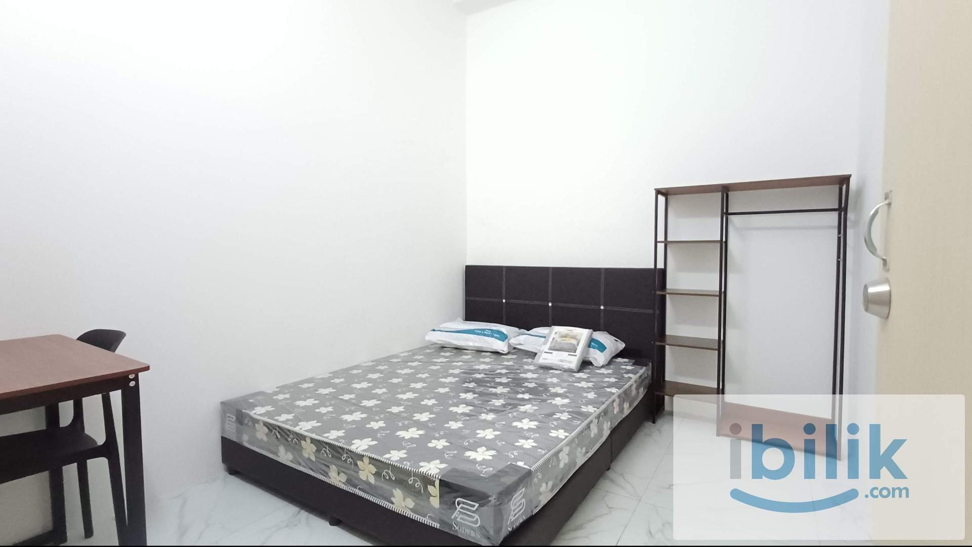 Double bed Room for rent  - Image 2