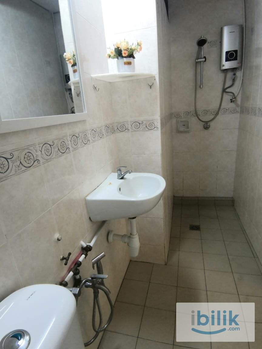2nd bedroom - Image 4