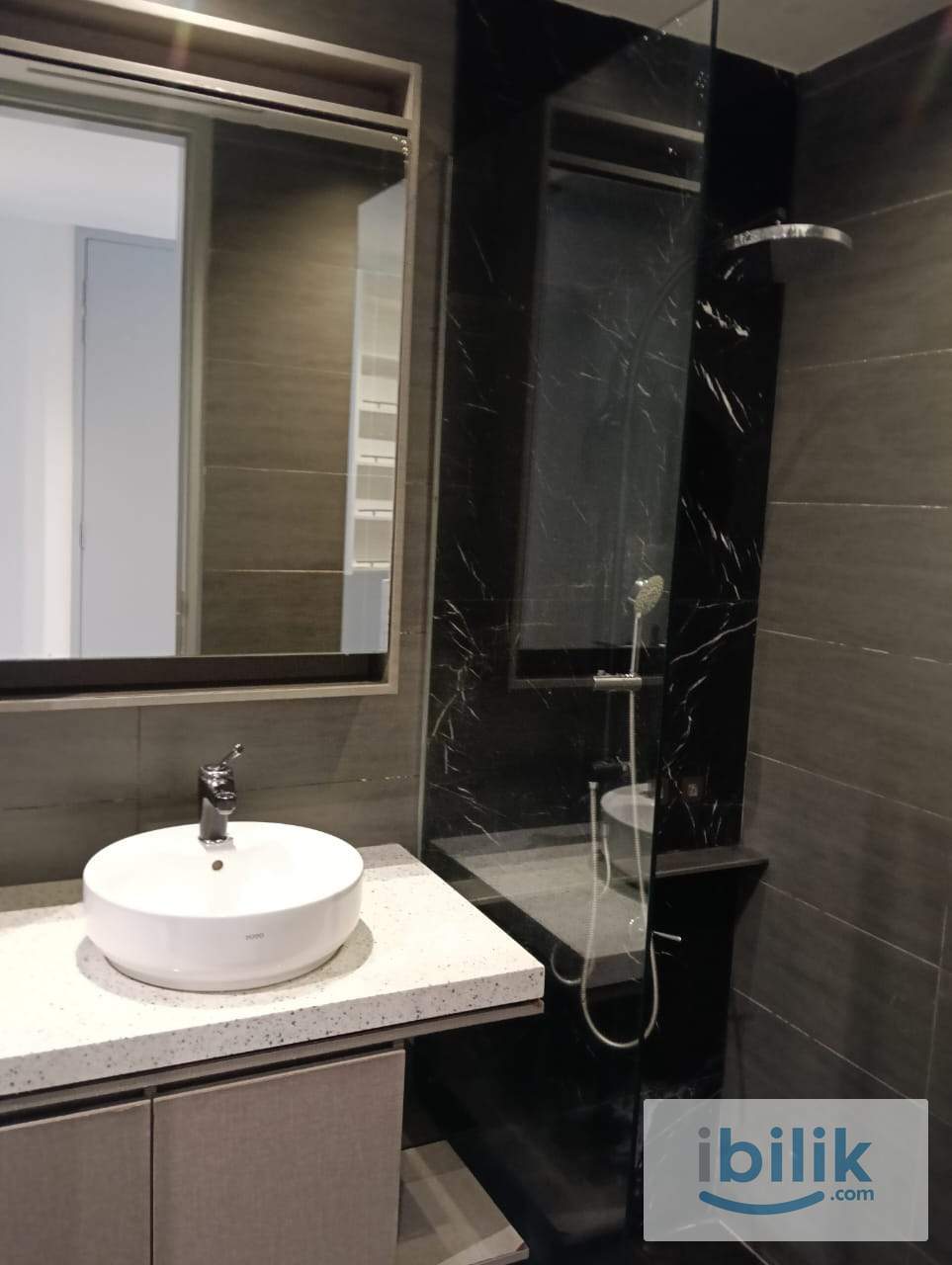 Expressionz Professional Suites for rent (READY TO MOVE IN!!!) - Image 3