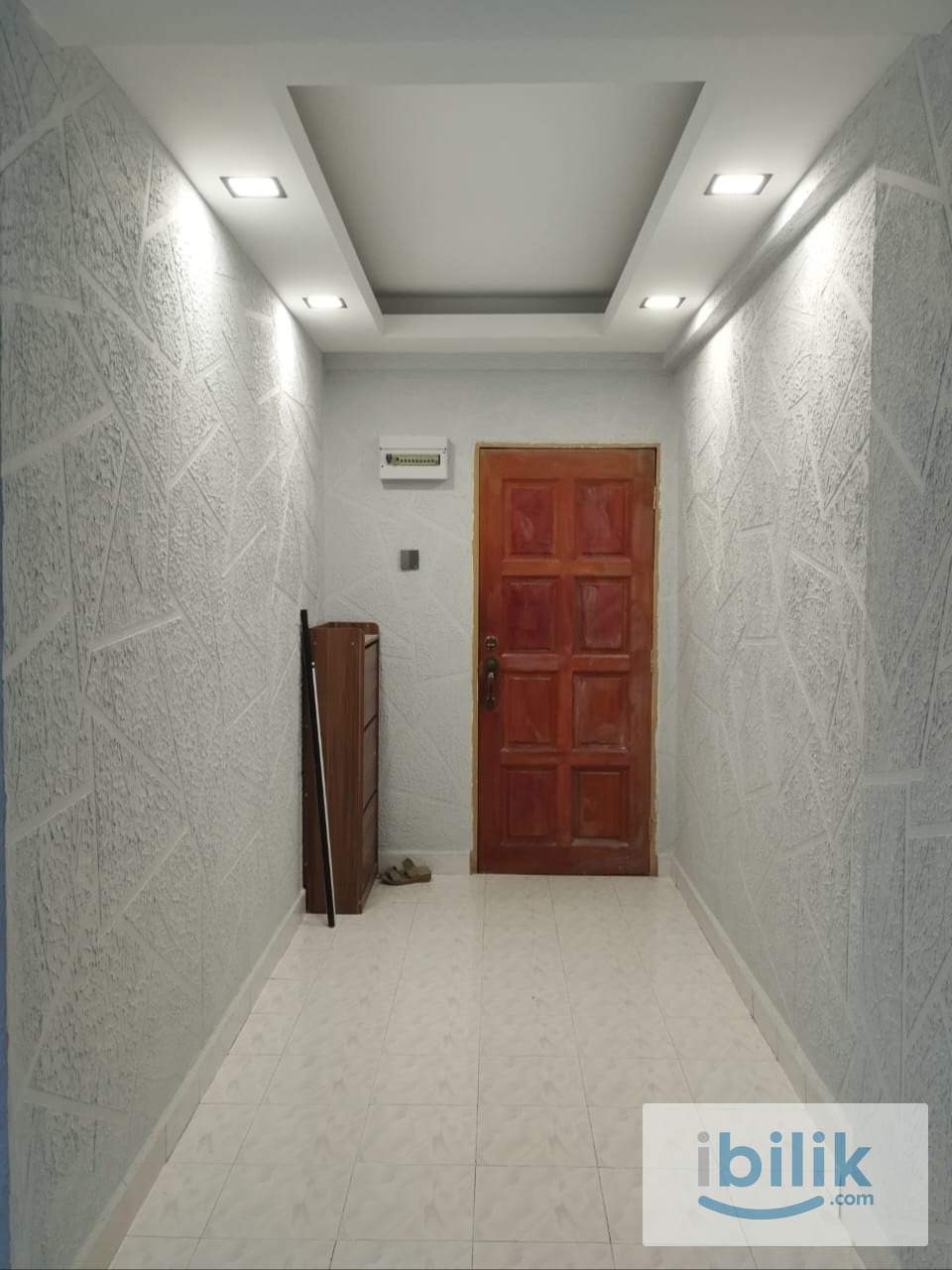 Master Bedroom - Image 2
