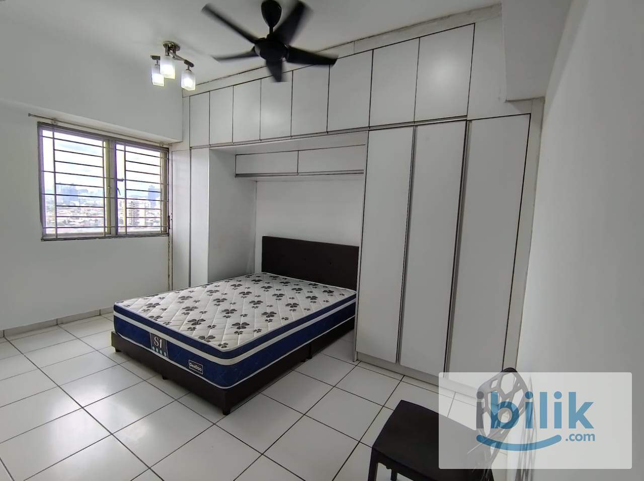 Axis Residence – Masteroom for Rent @ Pandan Jaya, Ampang - Image 4