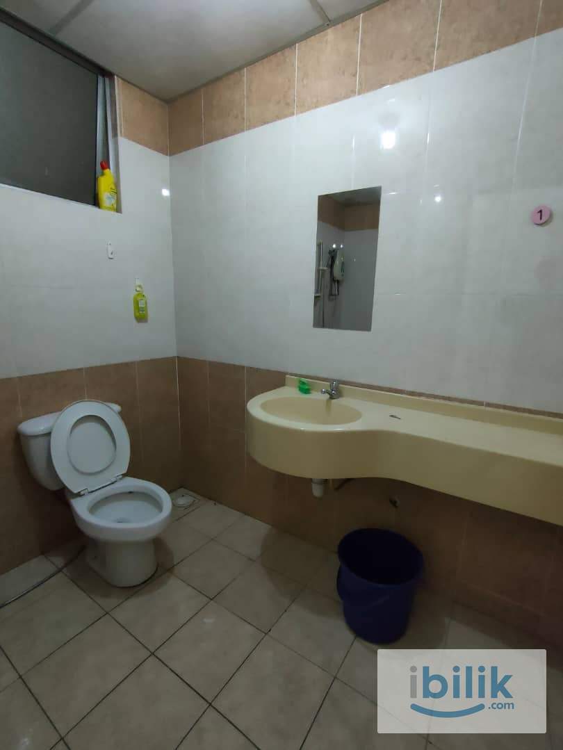 Middle room - Image 5