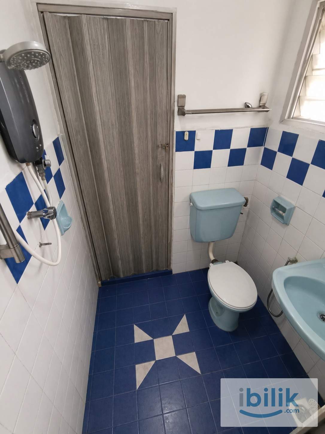 🚗 3–5 mins to Main Place Mall 🛍️ & One City Subang 🏢 | 🏡 Private Room For Rent @ USJ11 | 🚘 Near USJ21 LRT 🚉 - Image 2