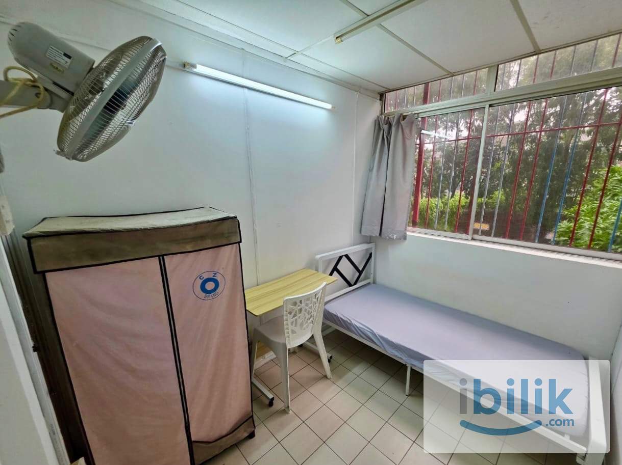 🏡 Ara Damansara Room For Rent | 🚗 5–8 mins to Citta Mall & Oasis Square 🛍️ | Start from RM450 Only 🔥 - Image 1