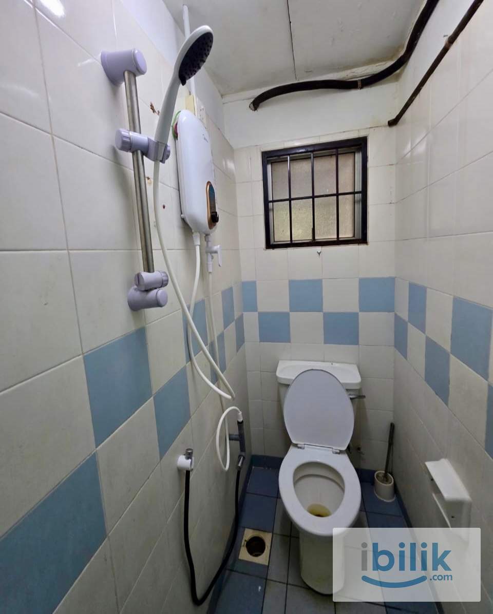 🏡 Ara Damansara Room For Rent | 🚗 5–8 mins to Citta Mall & Oasis Square 🛍️ | Start from RM450 Only 🔥 - Image 5