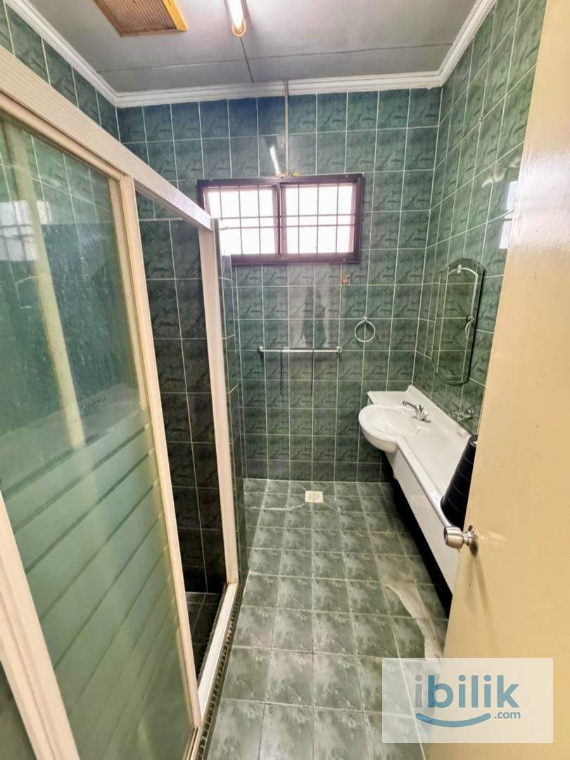 🔥 Private Bathroom 🛁 Queen Room @ Bandar Botanic Klang 🚗 3–5 mins to AEON Bukit Tinggi 🛍️ Limited Unit‼️ - Image 2