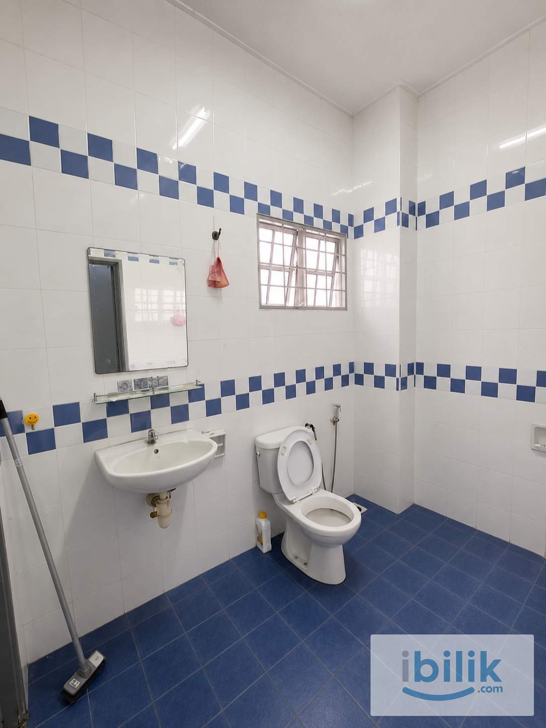 🏠 Puchong Bandar Puteri Room ✨ | ❄️ Aircond + Free WiFi 🛜 | 👉 Near IOI Mall 🛍️ & Puchong Jaya 🏙️ - Image 2