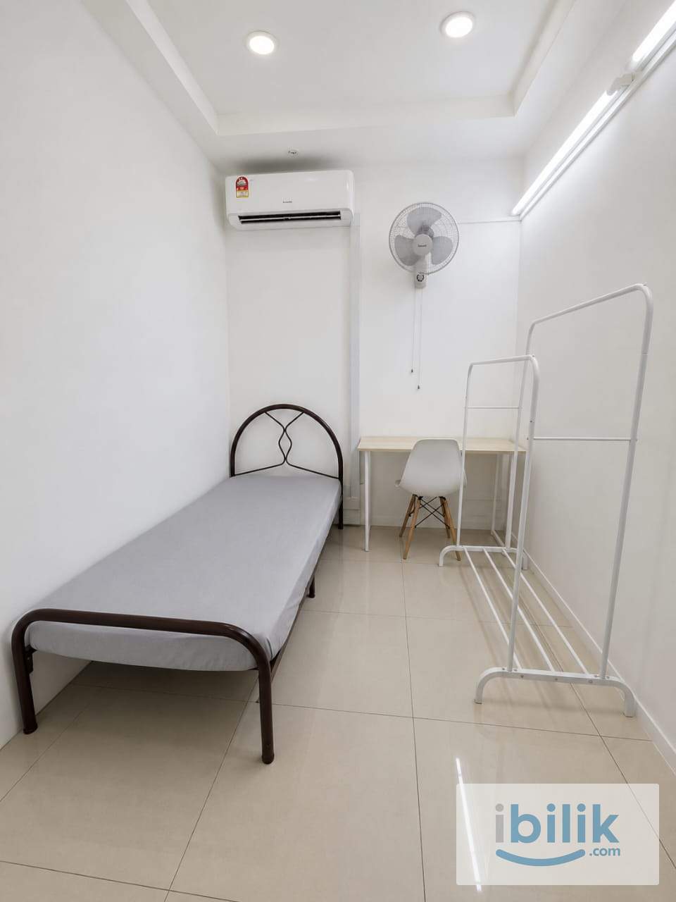 🚶‍♂️‍➡️WALK TO SURIAN MRT 🚆 | 🎓Near SEGi University 📚 | 🏠 Fully Furnished Room @ Kota Damansara 🔥 - Image 1
