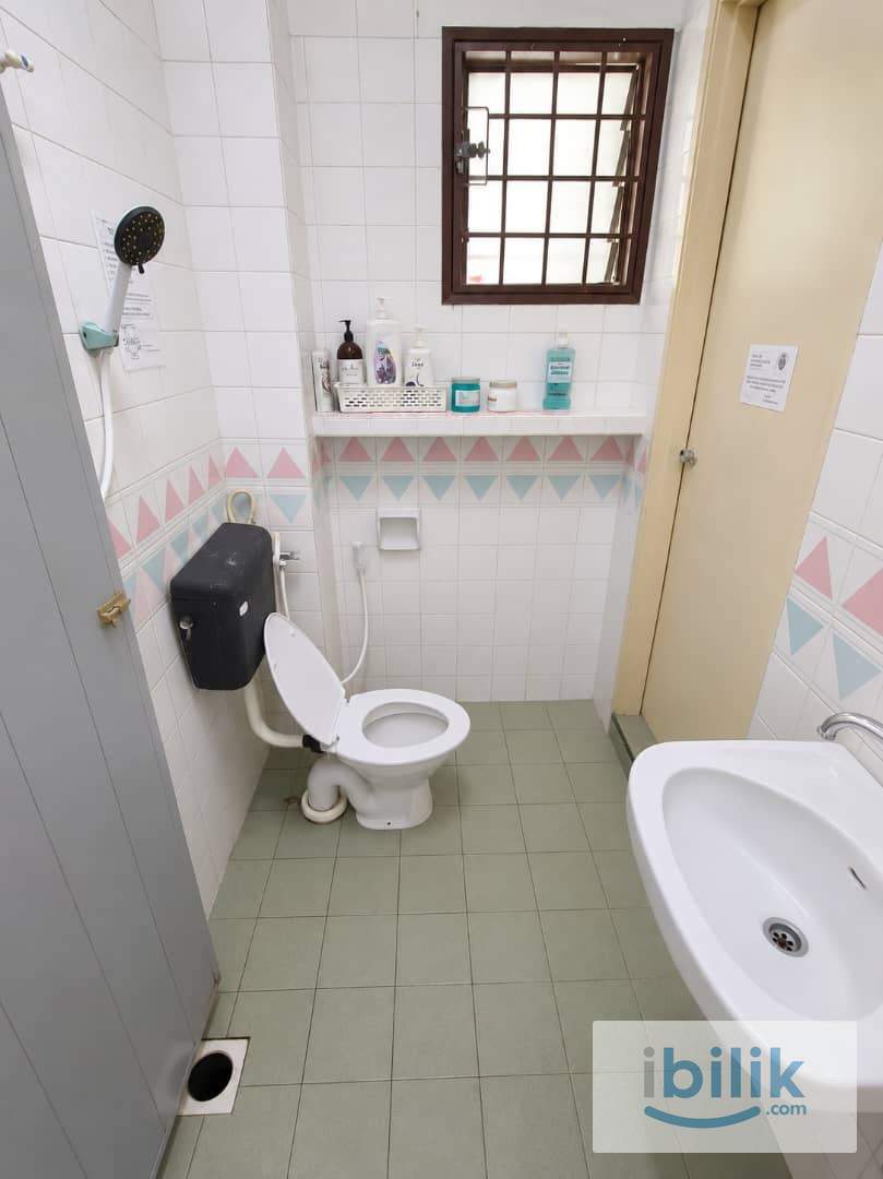 🏡 PJ Room For Rent @ SS23, Taman Sea 🔥 | 🚘 Near Megah Rise Mall & Atria Shopping Gallery 🛒🛍️ - Image 2