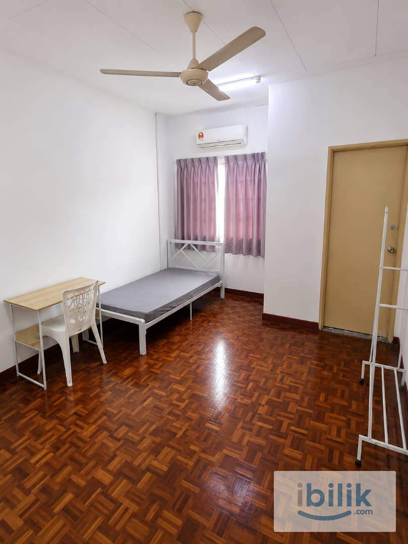 🚗 6 Mins To Econsave Bukit Kemuning 🛍️ | 🏡 Fully Furnished Medium Room @ Kota Kemuning 🔥 - Image 1