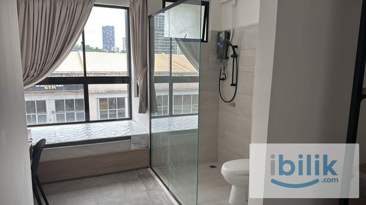 Single Bed room with bathroom - Image 2