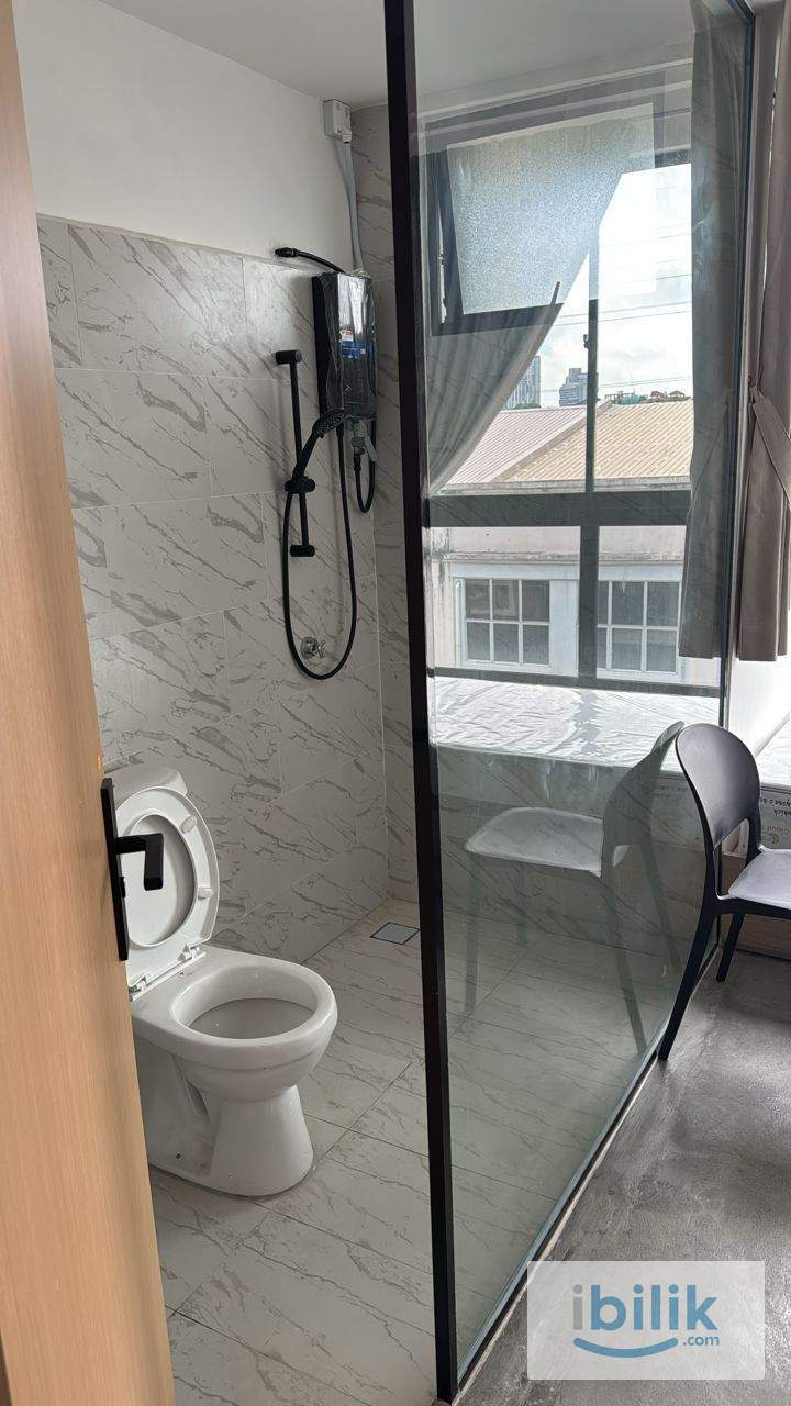 Single Bed room with bathroom - Image 3