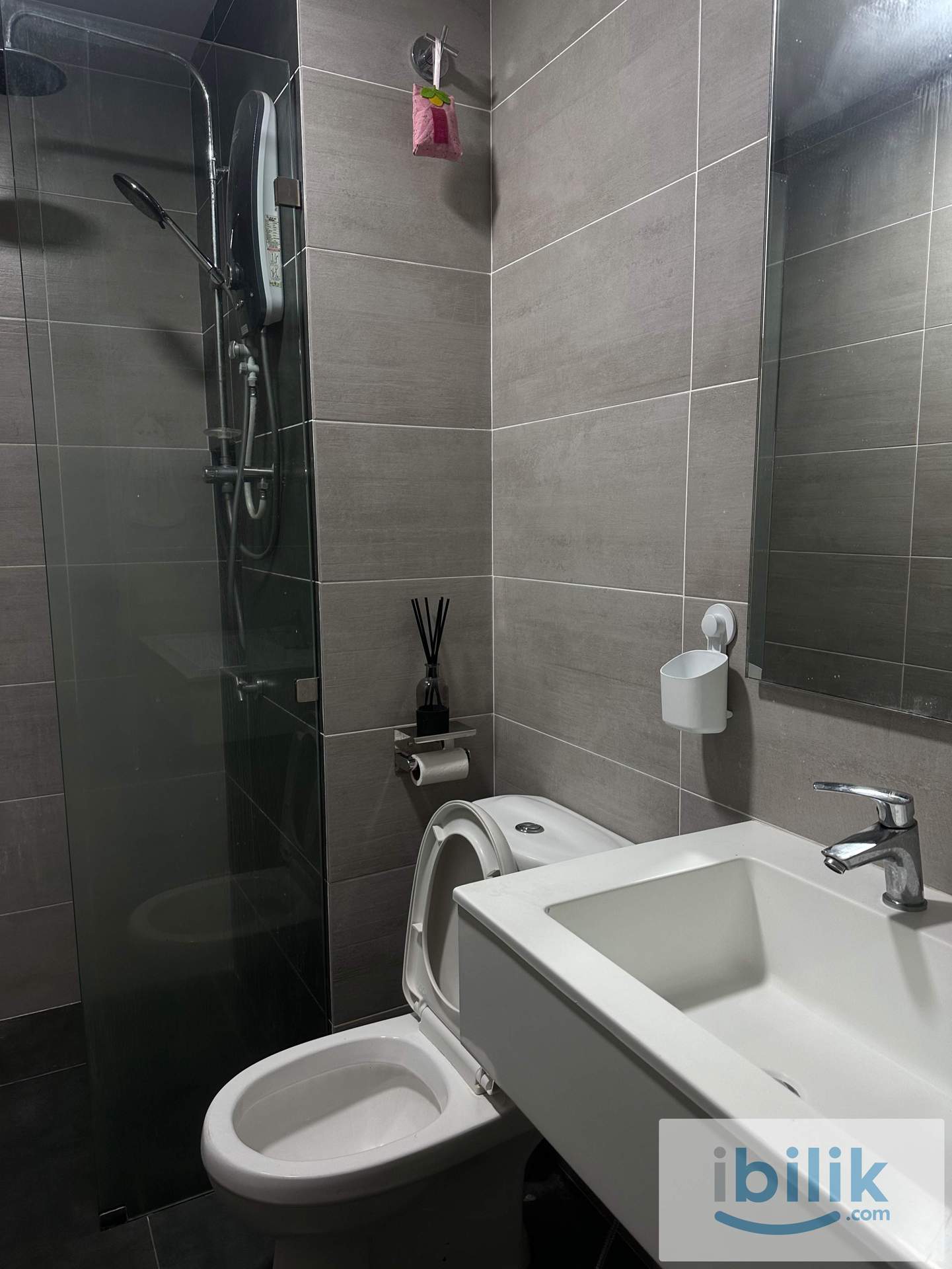  FULLY FURNISHED No partition room unit, Single Room RM 650 ONLY! - Image 9