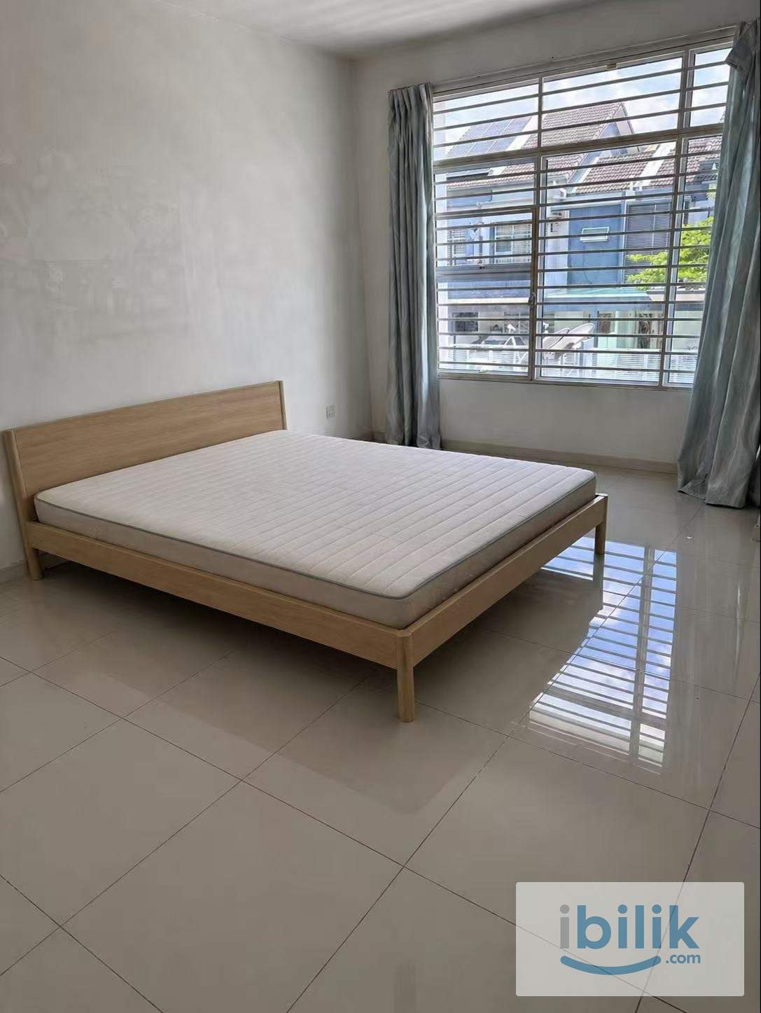 Master Room Rental - Image 1