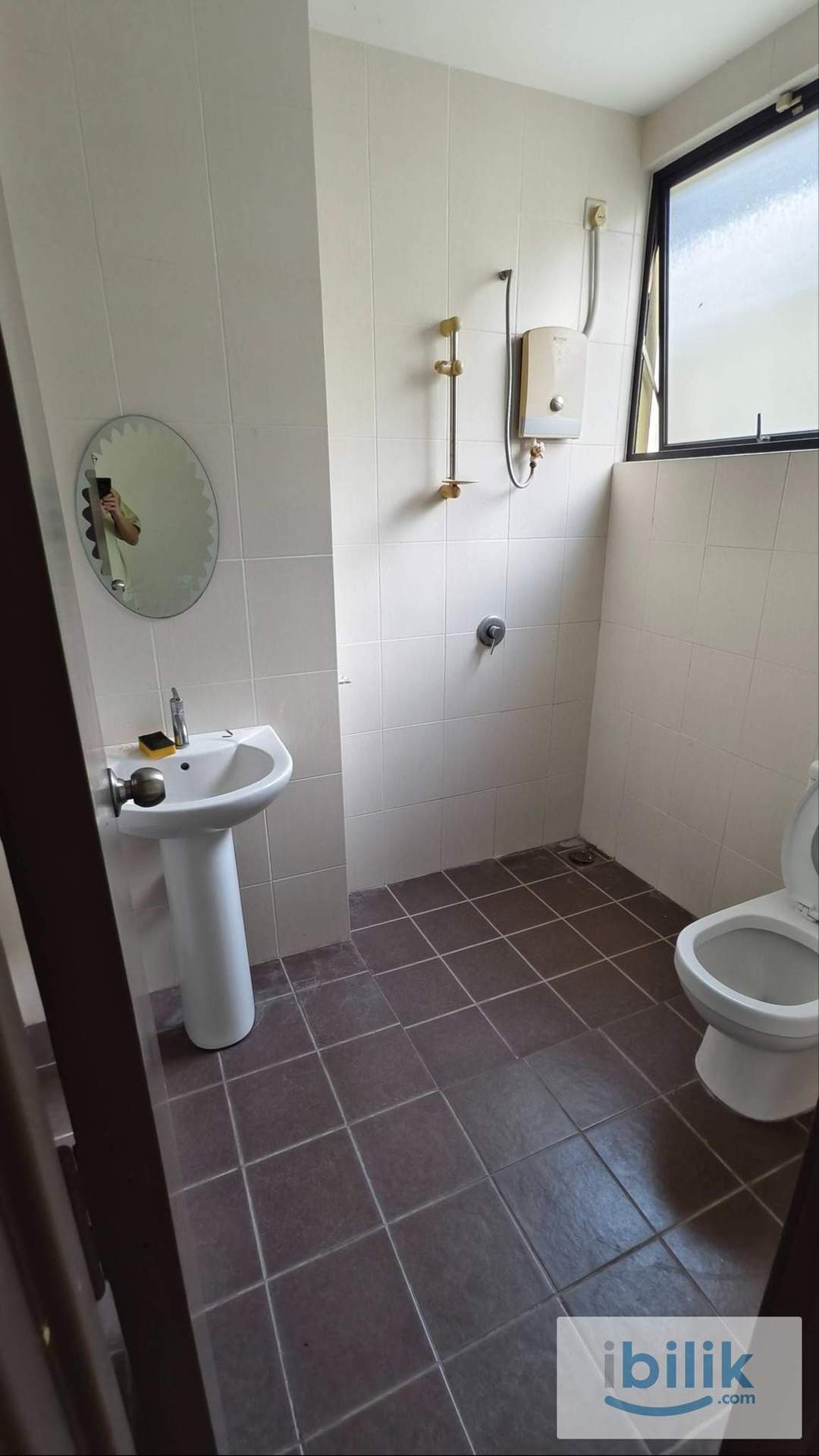  [FOR RENT] Room at Residence @ Southbay, Penang - Image 2