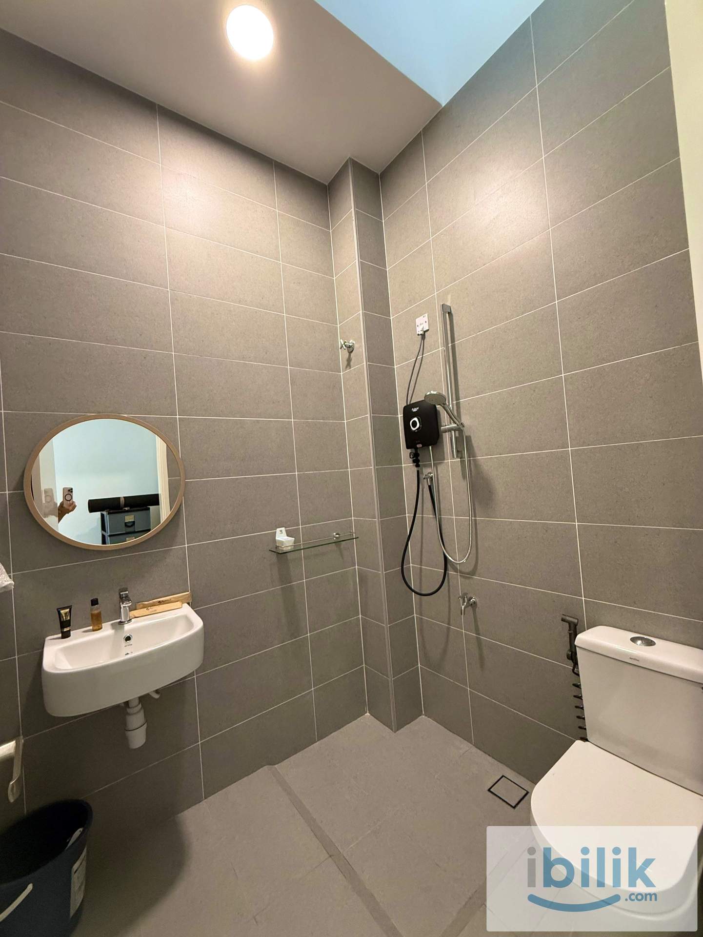 2 Storey Terrace with gated  - Image 5