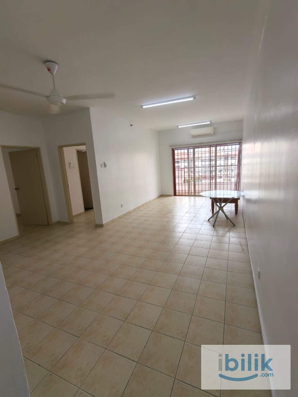 3 Bedroom with Partial furnish near johor jaya giant hyper market - Image 2