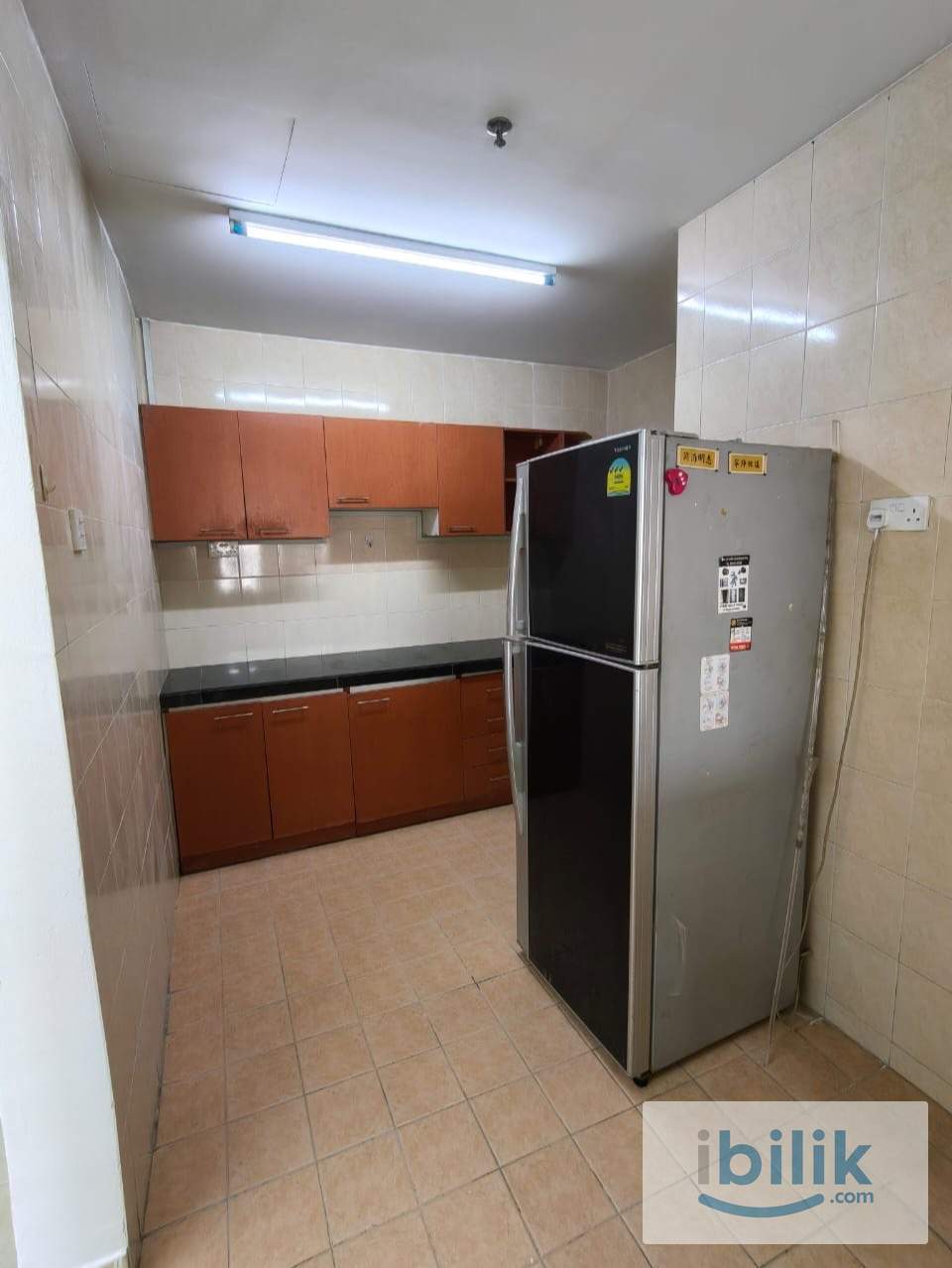 3 Bedroom with Partial furnish near johor jaya giant hyper market - Image 10