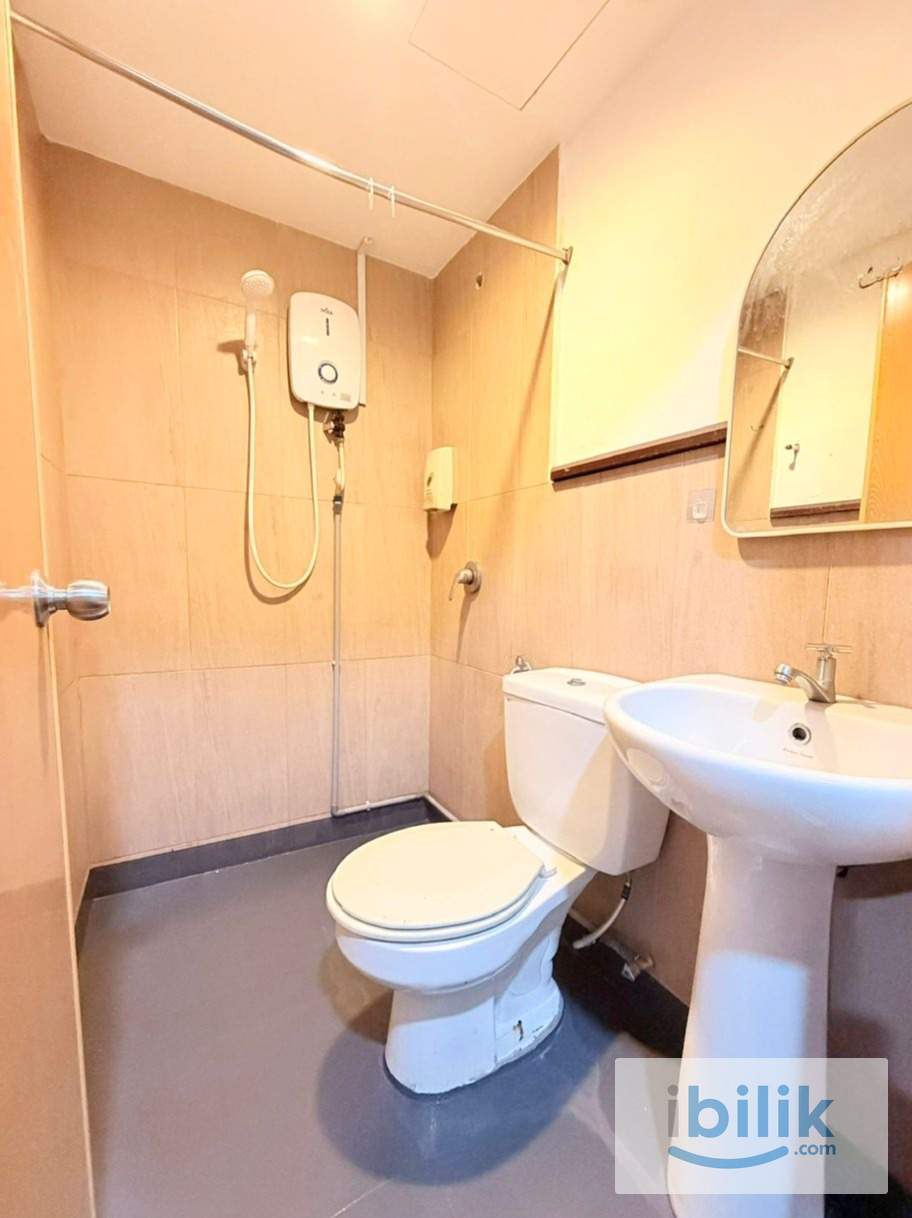 💯 Nice Hotel roon in Puchong 🚶‍➡️2 min IOI Boulevard🚶‍➡️7 min IOI Puchong LRT🚝🚶‍➡️6min IOI shopping Mall📍 - Image 2