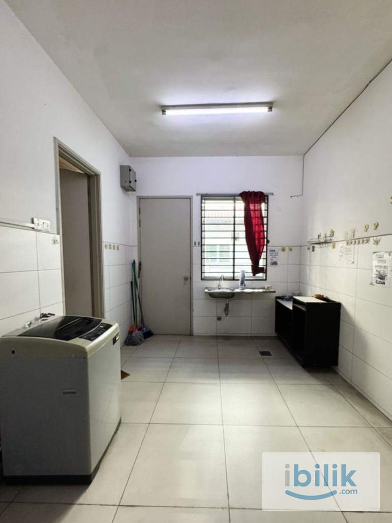 🔥Zero Deposit📍Klang📍Bandar Botanic🛏 Fully Furnished Room 😍Near Aeon Mall Bukit Tinggi😍Restaurant & Convenience stores🏘 - Image 2