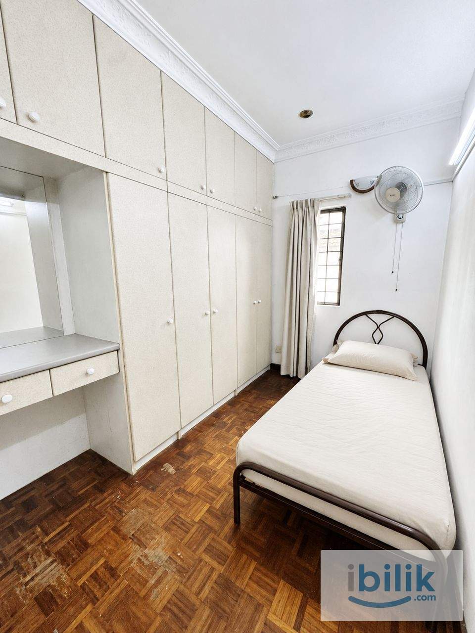 ✨Clean & Cozy Room📍BU1/2 PJ📍Near Bandar Utama MRT📍Near One Utama🤩Fully Furnished🛏😍Free WIFI🏠Ready to Move in🔥🔥🔥 - Image 1