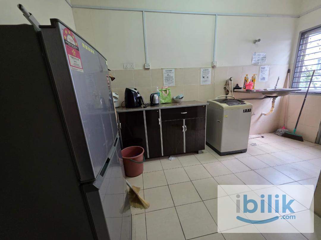 ✨Clean & Cozy Room📍Shah Alam📍Kemuning Damai📍Private Bathrrom🤩Fully Furnished🛏😍Free WIFI🏠Ready to Move in🔥🔥🔥 - Image 3
