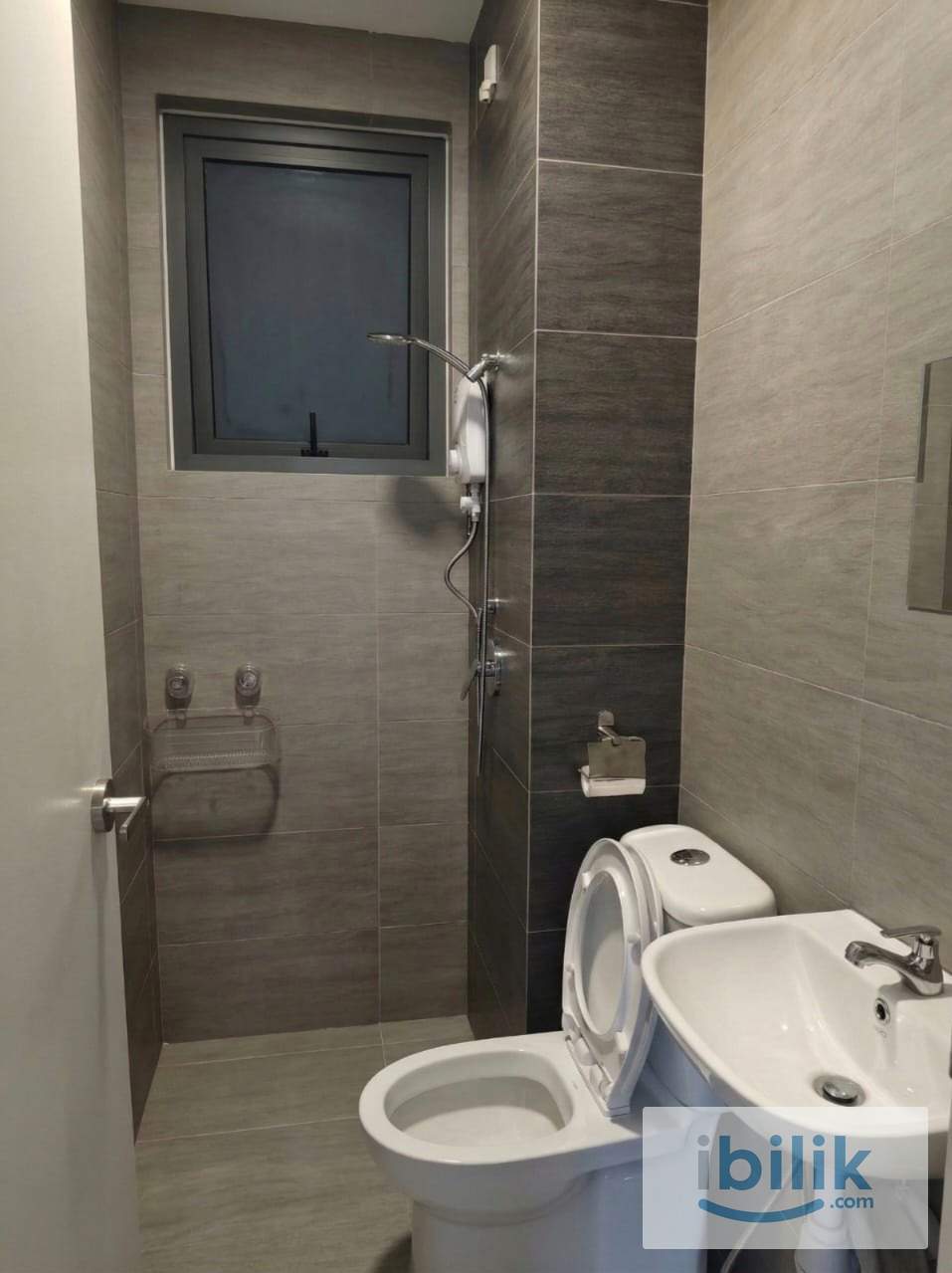 Middle room to rent @ Nexus Residency, taman pertama, cheras - Image 2