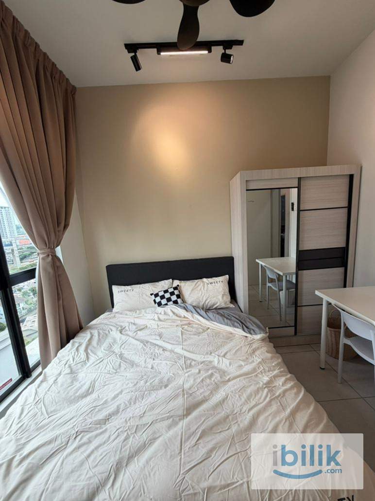 Majestic Maxim @ Cheras Middle Room - Image 2