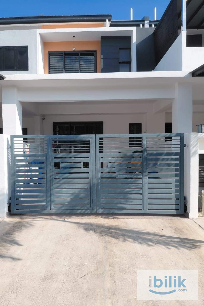 Fully Furnished Single Room for Rent at Bandar Rimbayu  - Image 1