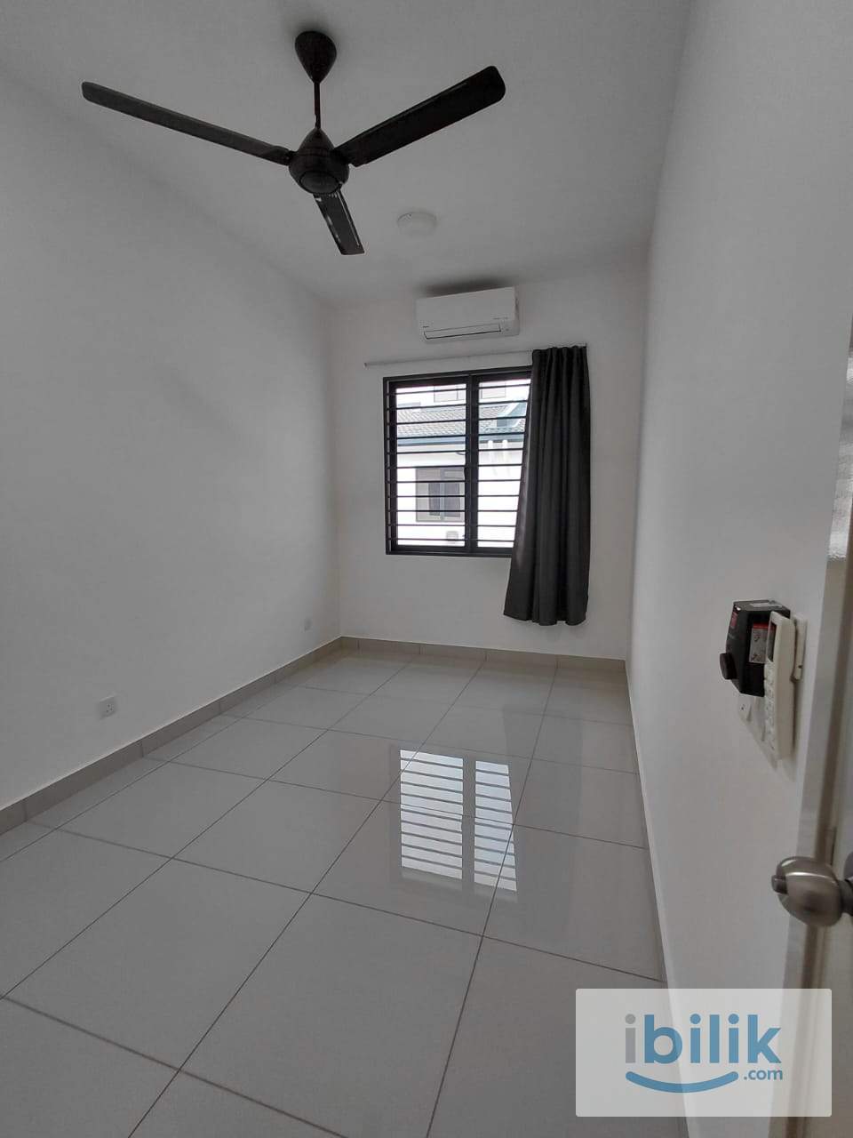 Fully Furnished Single Room for Rent at Bandar Rimbayu  - Image 5