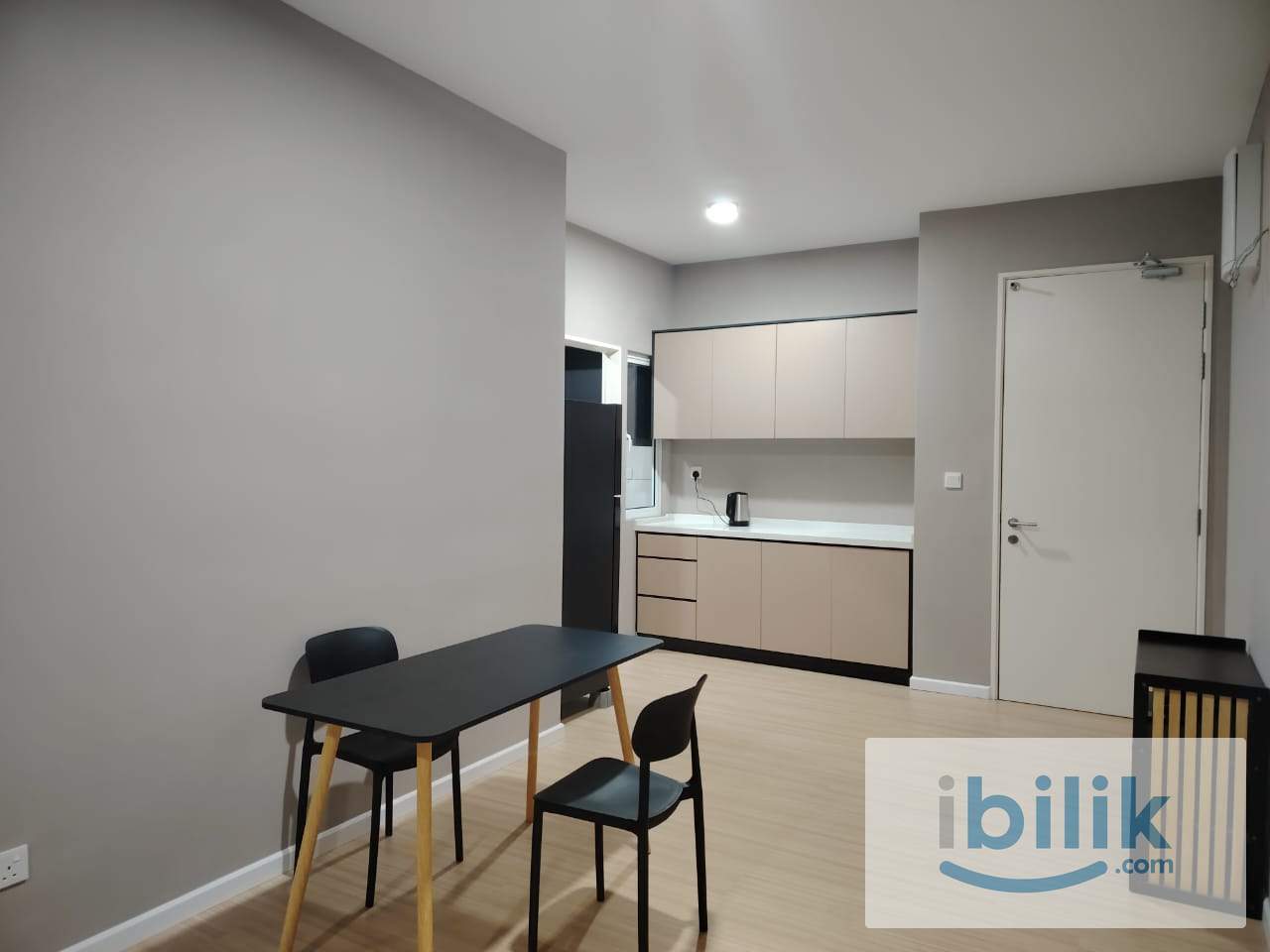 Super Single Room For Rent - Image 4