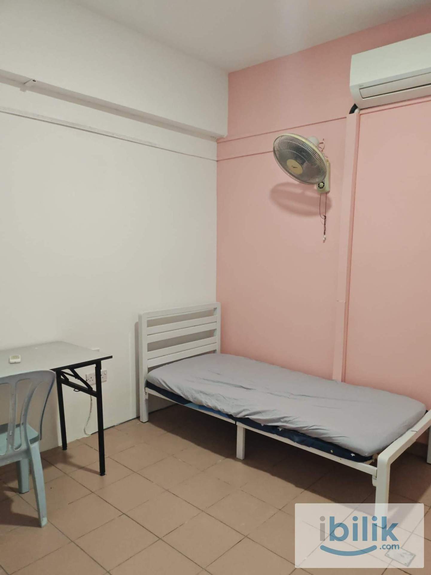 【Female Unit】Middle Room With Air Con🏨Kenari Puchong 🛠️Newly Renovated🚅2 Mins To【LRT】IOI Puchong Jaya - Image 2