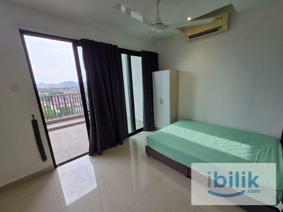 🌟Low Deposit🏨I-Residences I-City 🏠Master Bedroom With Bathroom🚶‍➡️Walking Distance to Center I-City, NSK Grocer@CityWalk - Image 1