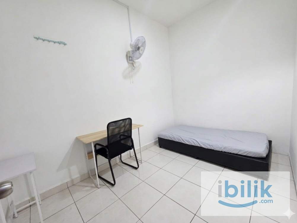 🏨Jalan Puteri Puchong🚪Room For Rent🛏️Fully Furnished 🏪 Near To IOI Mall & Hero Market & Lotus Puchong - Image 1
