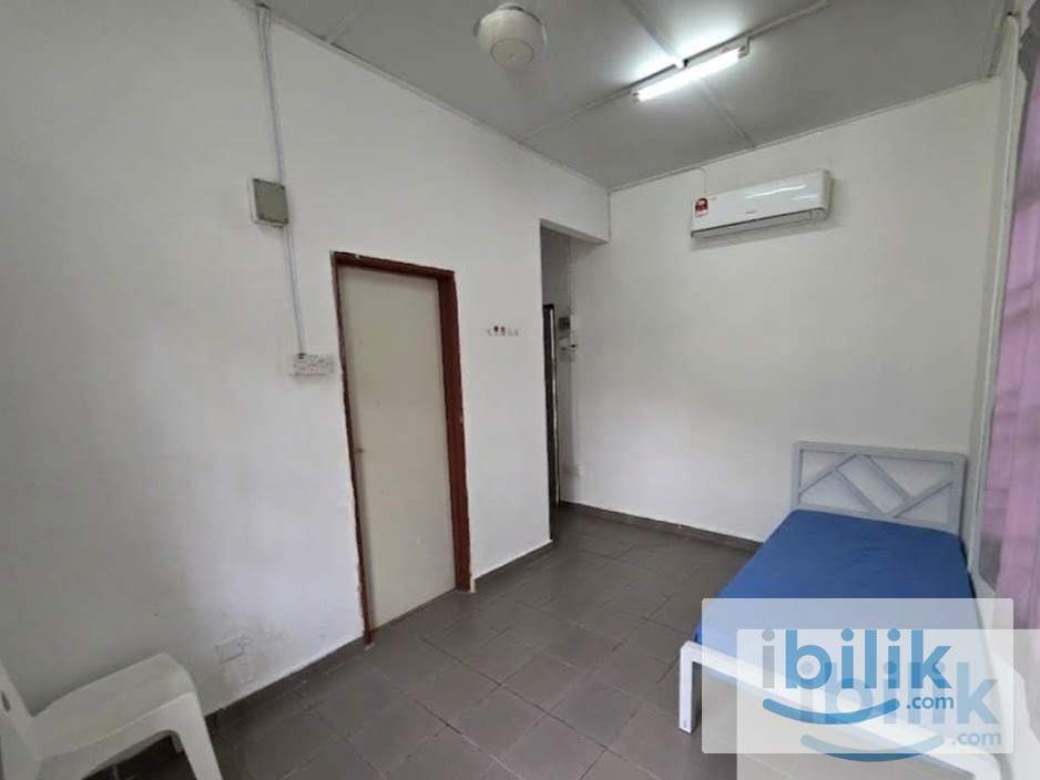 🔥🔥Middle Room With Air Con❄️Bukit Rimau Seksyen 32, Shah Alam🔥🔥Near To AEON Big Bukit Rimau - Image 1